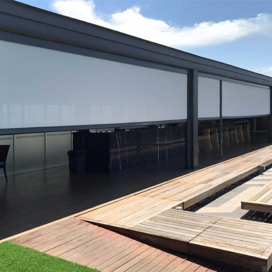 Ziptrak outdoor blind -  photos